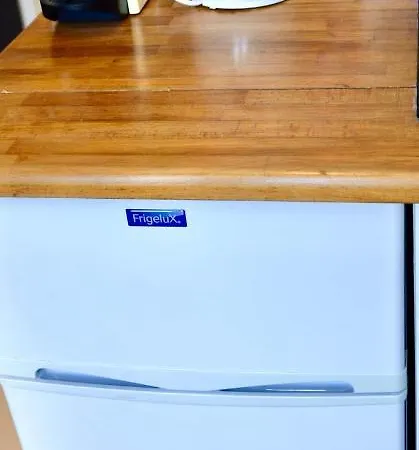 Studio, Bord De Lac, 4 Pers. * Paladru