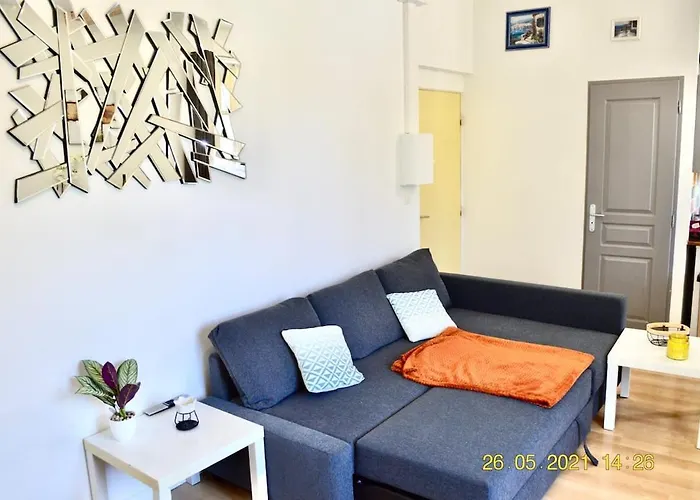 Studio, Bord De Lac, 4 Pers. * Paladru